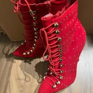 ((NEE)) Red Studded Women's Ankle Boots